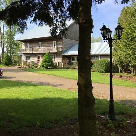Bye The Bay Bed And Breakfast Ridgetown Exteriér fotografie